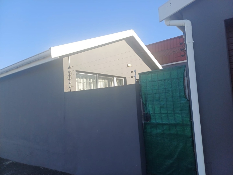 Commercial Property for Sale in Braelyn Heights Eastern Cape